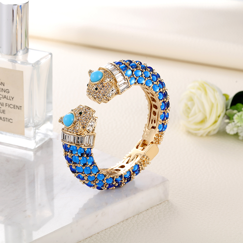 Paradise Jewelry & Watches Llc Miami Photos - Sally's Paradise Animal Armbanden Vergulde Armbanden