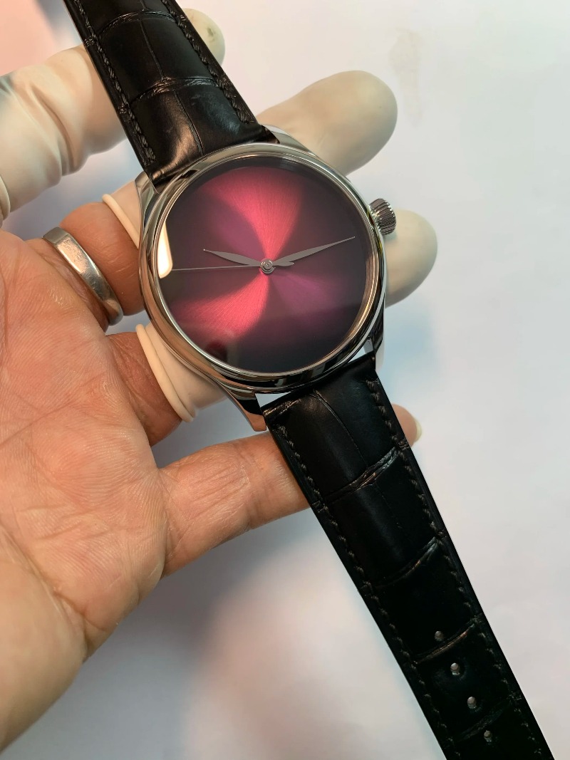 Jewellery Watch - Woordeloos boek, Zwitsers fijn geslepen ETA2824