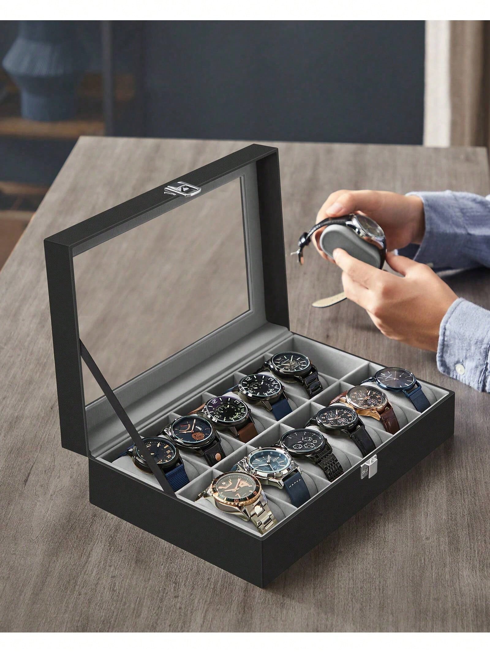 12-vakjes afsluitbare horloged - Jewellery Watch recensie en prijs