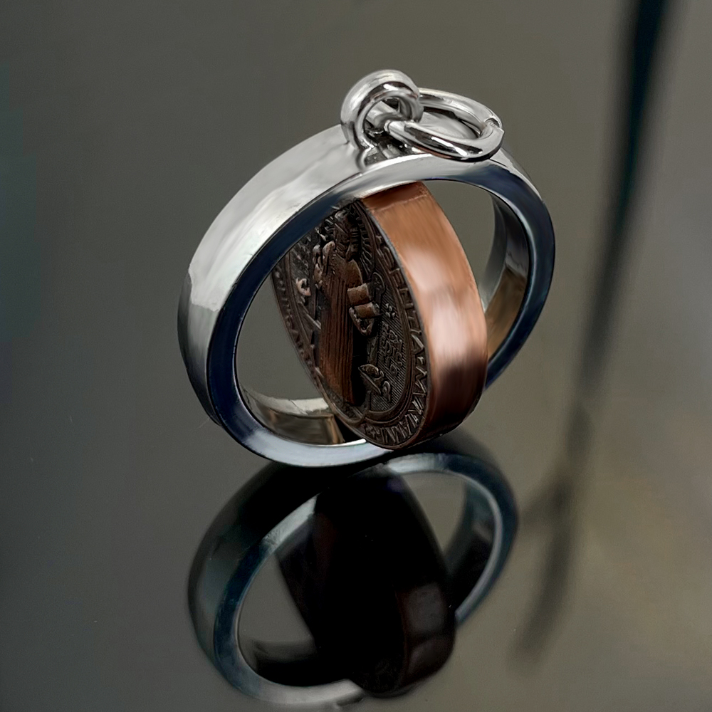Nieuwe St. Benedictus Medaille - Jewelry & Watches Ltd recensie en prijs